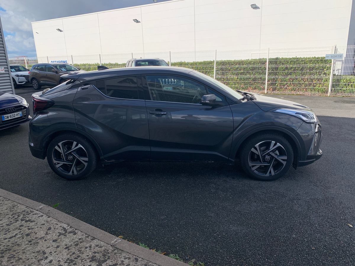Toyota C-HR 184 ch | Attelage | GPS | Radio JBL | Caméra recul | Radar stationnement arriére, avant