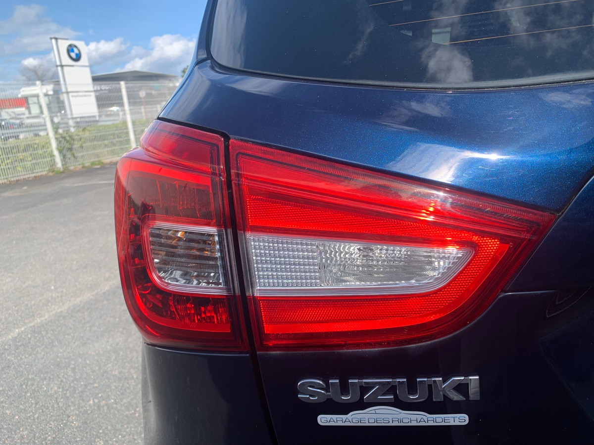 Suzuki SX4 S-Cross 140 | Style | Toit ouvrant panoramique | Régulateur vitesse adaptatif | Caméra