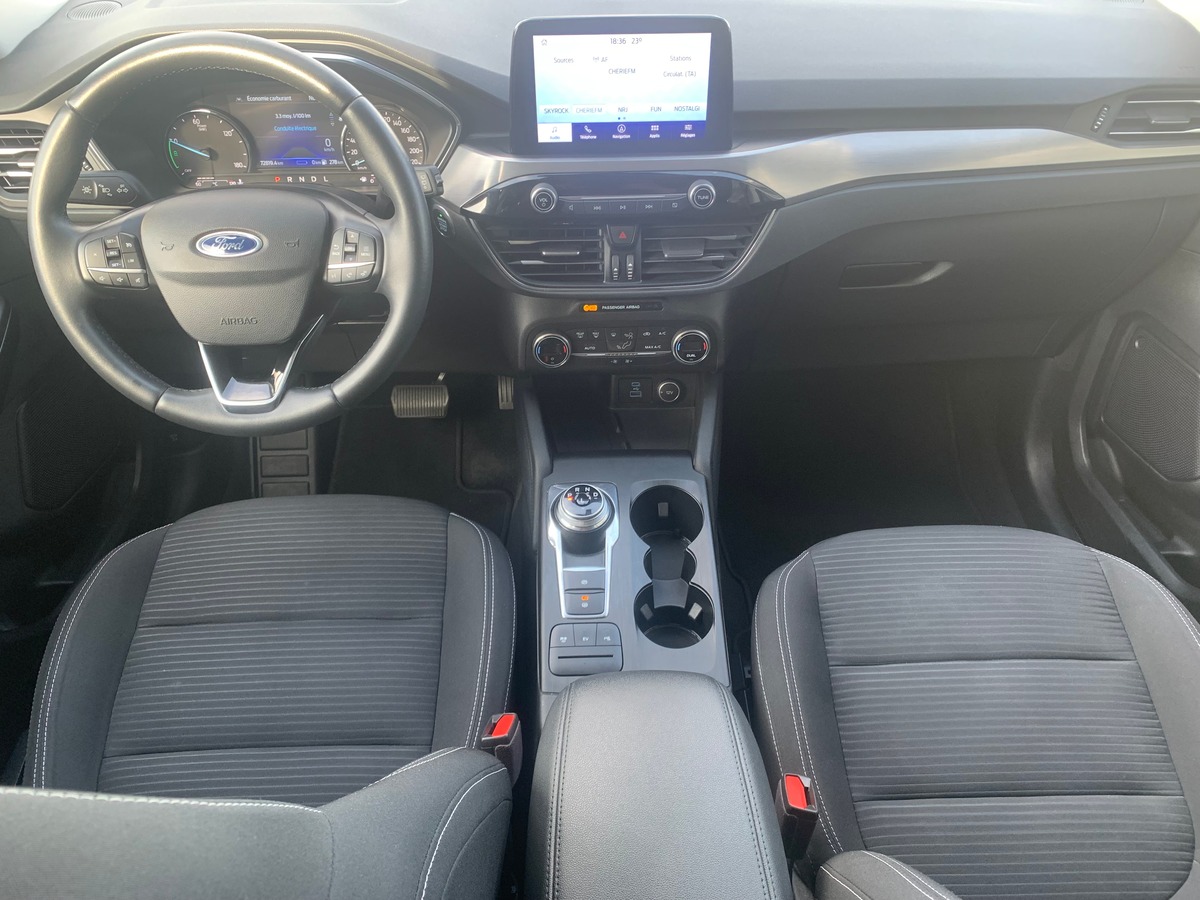 Ford Kuga 225 ch | 2.5 PHEV | Titanium | Apple car Play | Radar de stationnement avant et arriére