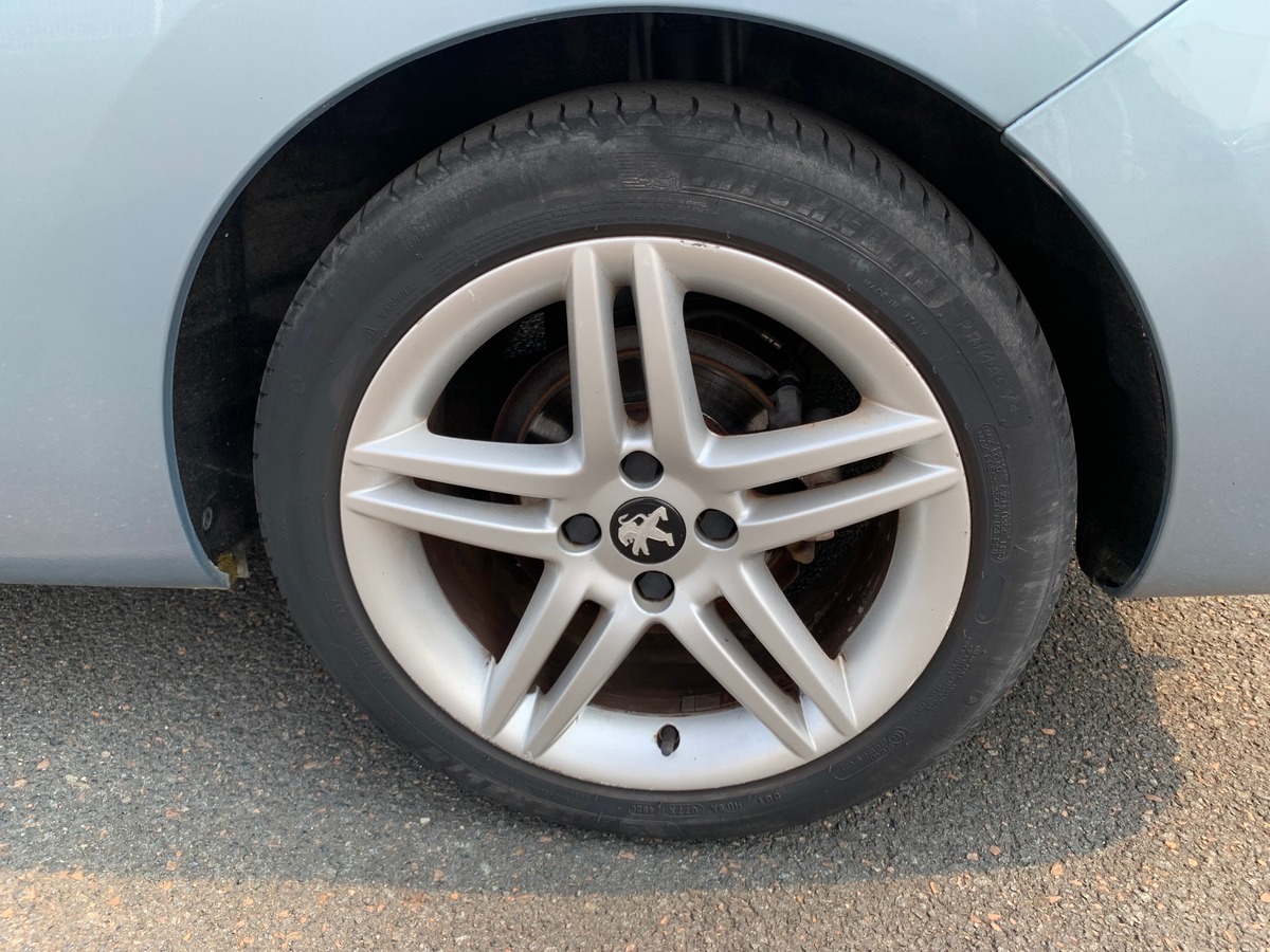 Peugeot 308 CC 163 chevaux | Pack Sport | Climatisation | Régulateur de vitesse | Roue de secours