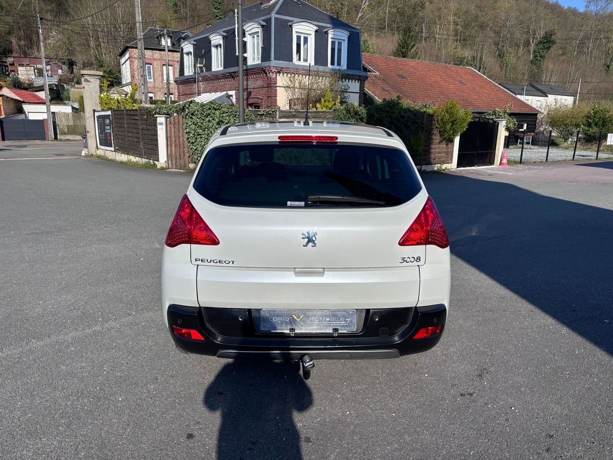 Peugeot 3008 1.6 HDi 110CH Style - Attelage - Révisé - Garantie