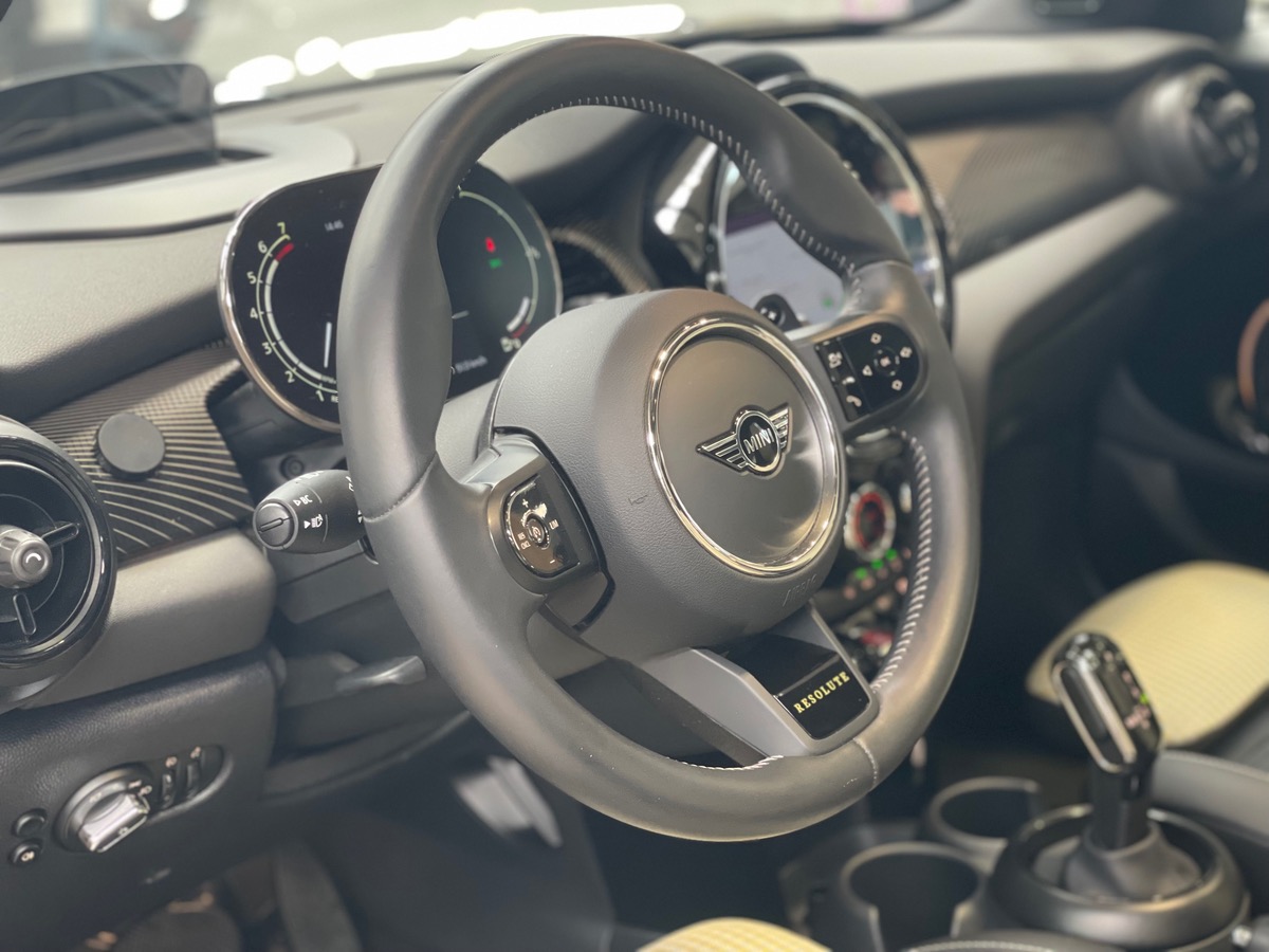Mini Cooper S 5 PORTES 2.0 i DKG7 178 - TOIT OUVRANT/CARPLAY/SIEGES CHAUFFANTS - GARANTIE 2027