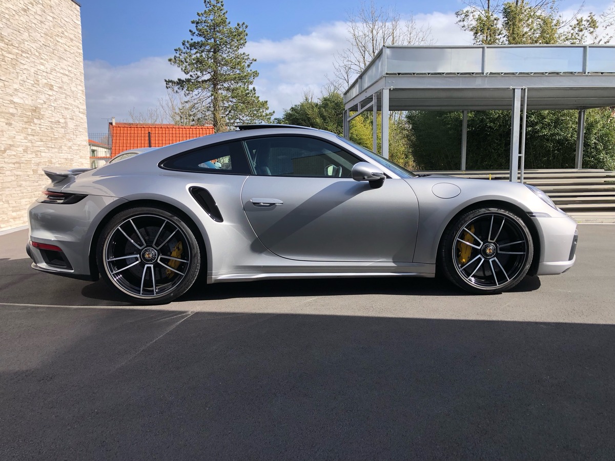 Porsche 911 TURBO S COUPE / TVA / 13464 KMS