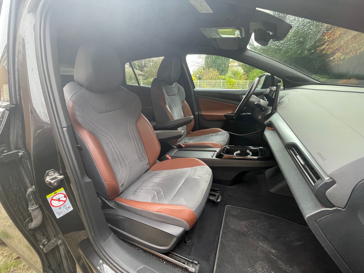 Volkswagen ID.4 PRO PERFORMANCE 204 ch