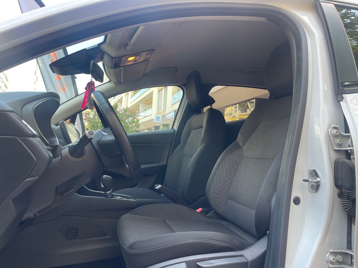 RENAULT Clio ETECH 140 CV / Hybride / Limited / Jantes / CarPlay