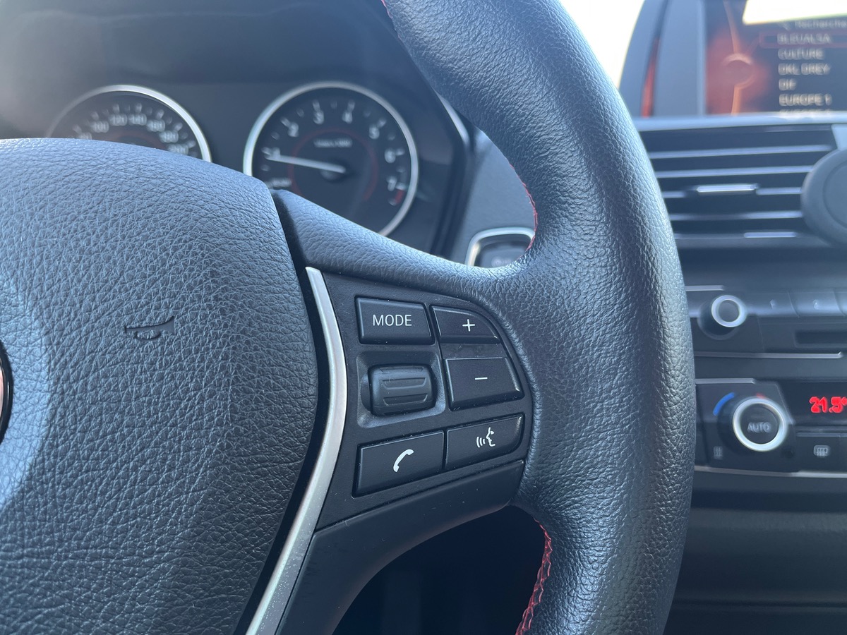 Bmw Série 1 (F20) 116i 136ch SPORT, Suivi complet, Radars avant/arrière, Sièges chauffants