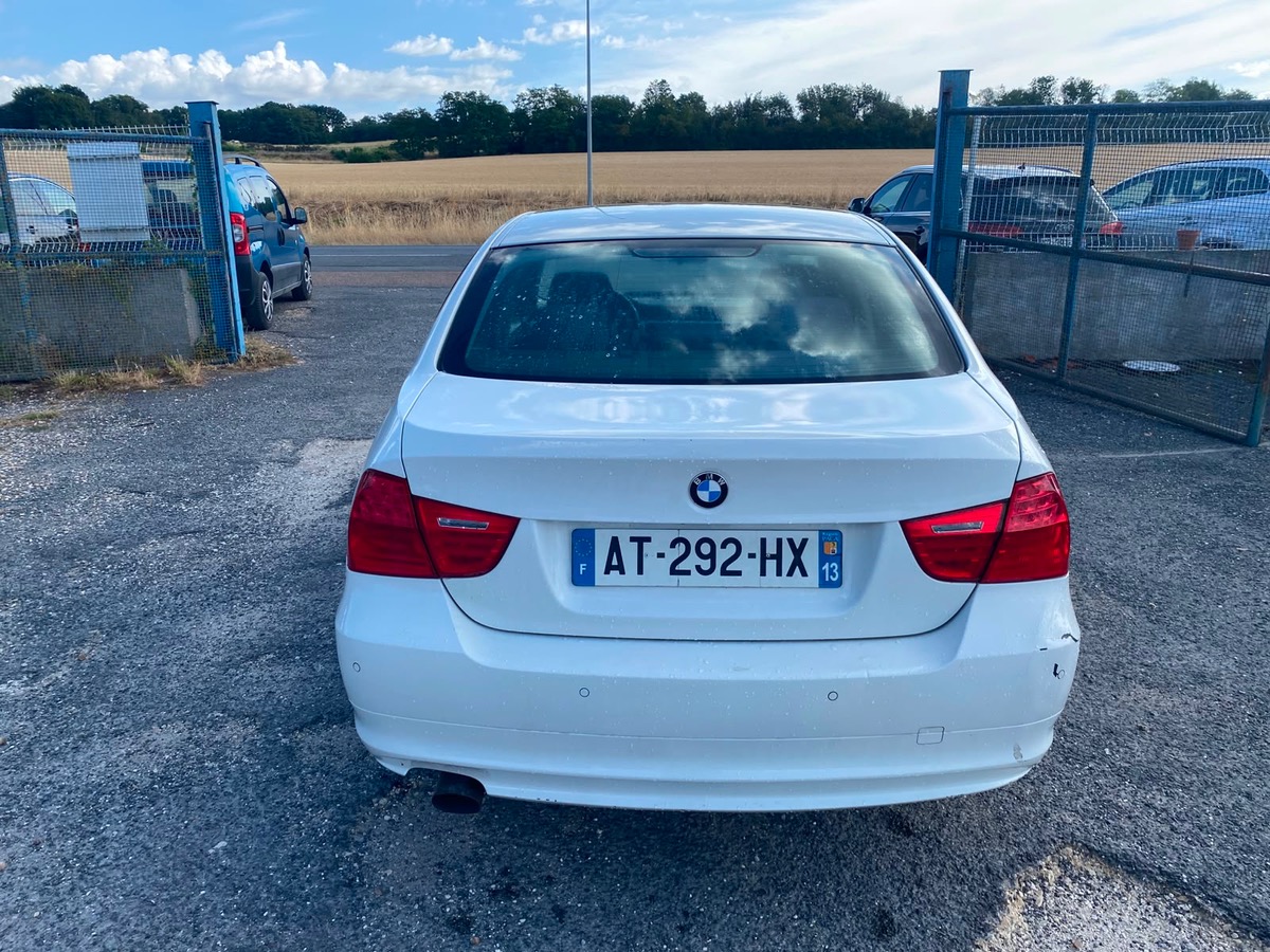 Bmw Série 3 318d 2.0d bva 143cv pack confort de 2010