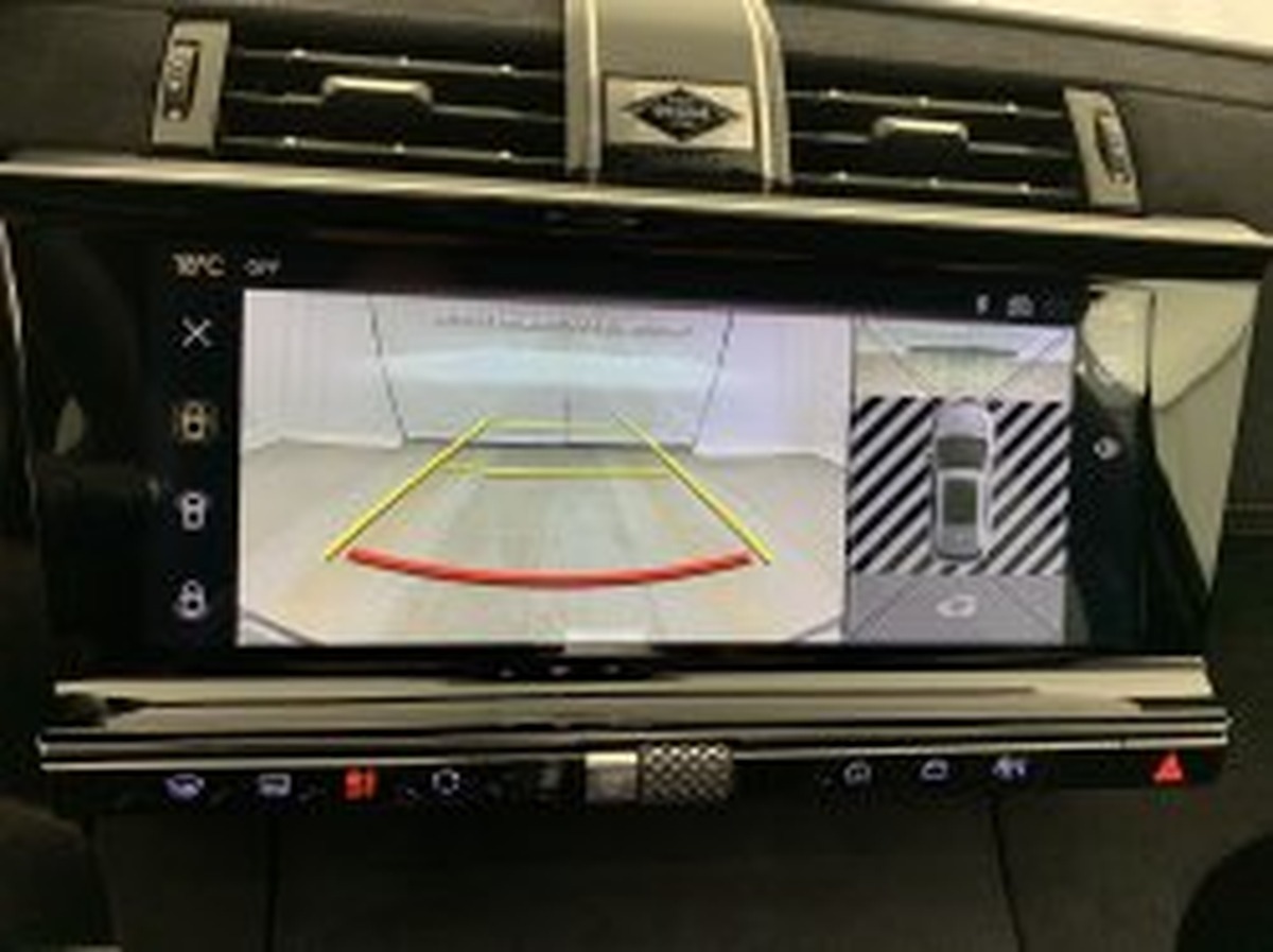 DS DS 7 BlueHDi 130 EAT8 Pallas