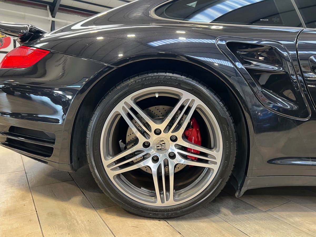Porsche 911 Turbo (997) 3.6 480 TIPTRONIC S (ORIGINE FR)
