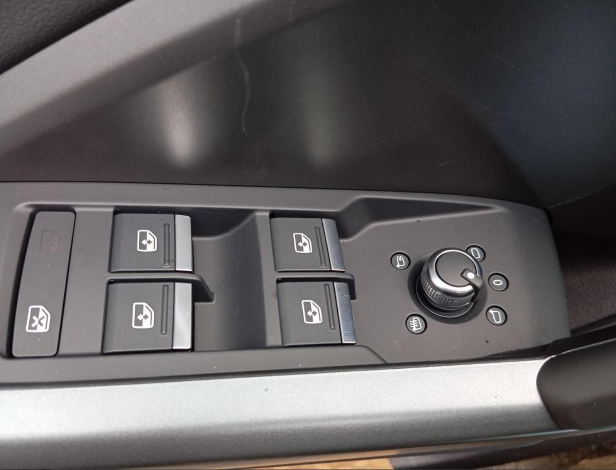 Audi Q3 35 TDI 150 CH S TRONIC 7 S LINE | Plusieurs coloris disponible