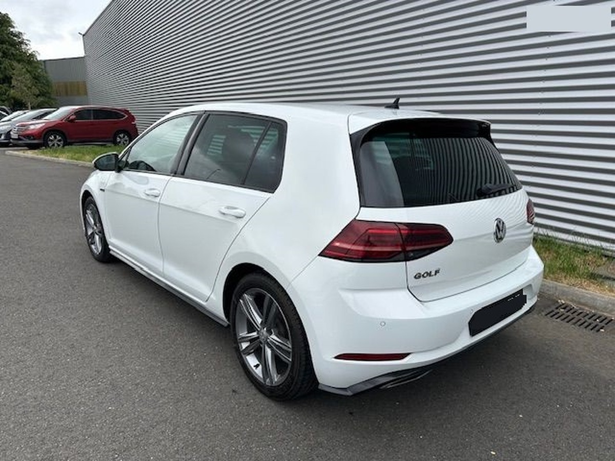 Volkswagen Golf VII 1.5 TSI EVO 150 ch | Carat | Régulateur adaptatif | Pack sport R-Line extérieur