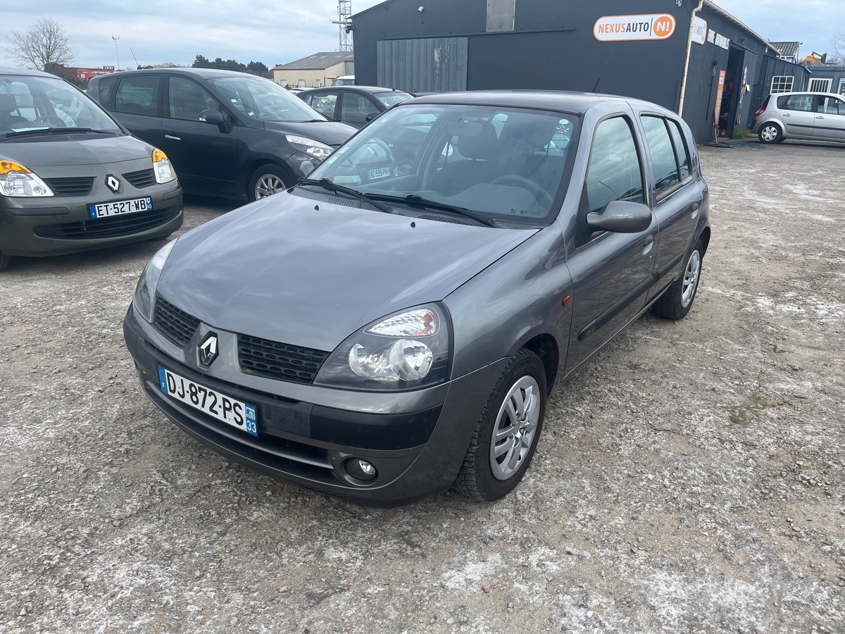 RENAULT Clio 1.2i 16v  108132km
