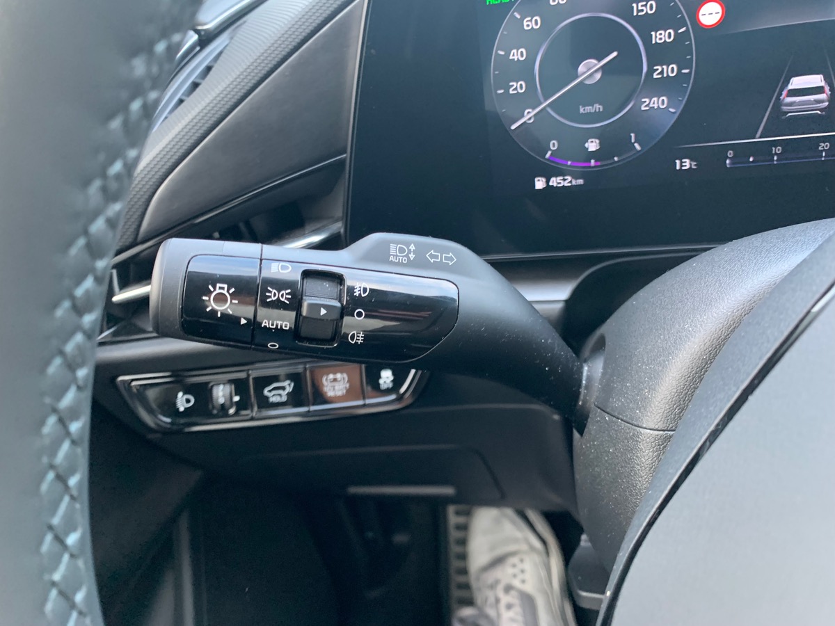 Kia Niro 141| PREMIUM | Pack Drive + | Garantie constructeur 2031 | Régulateur de vitesse adaptatif