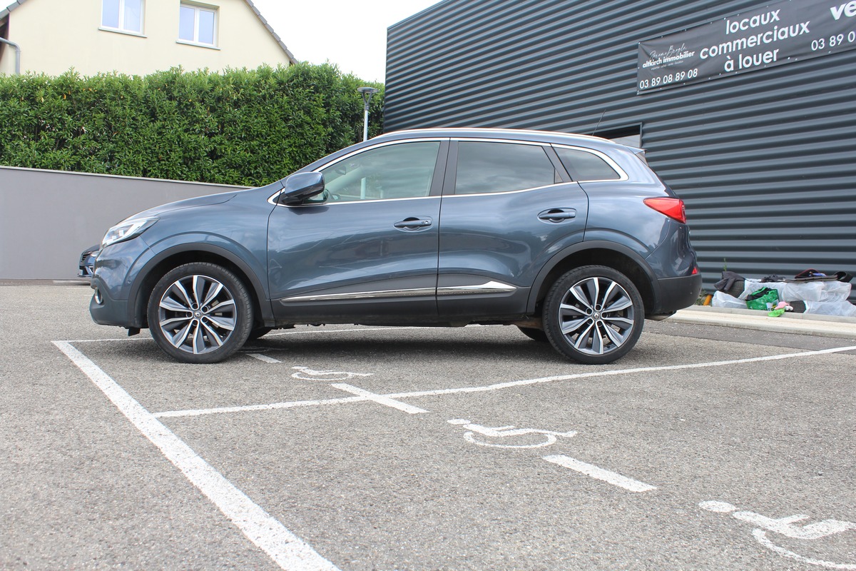 RENAULT Kadjar KADJAR 1.6DCI 130CV 4X4 INTENS