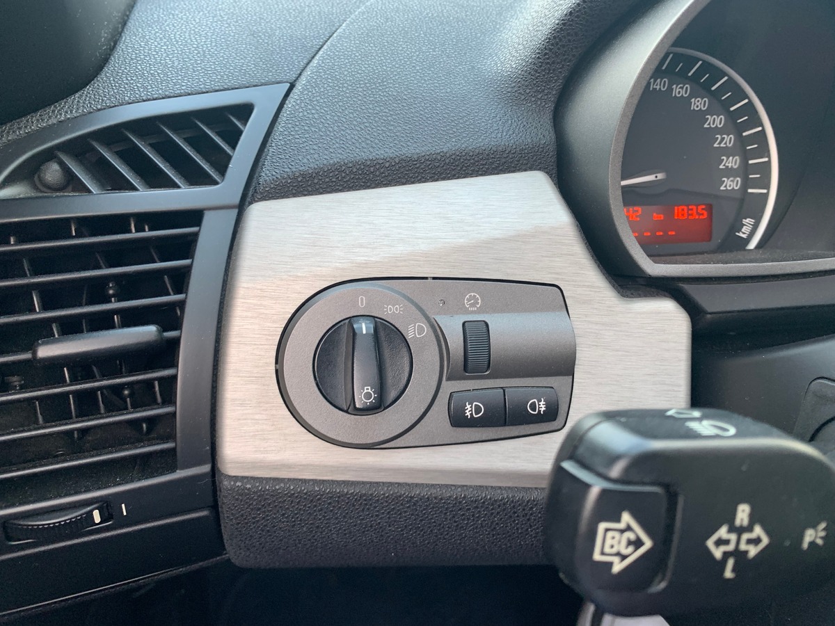 Bmw Z4 231 ch | 3.0L | Roadster | Cuir | GPS | Radar de recul | Climatisation | Pack Nord