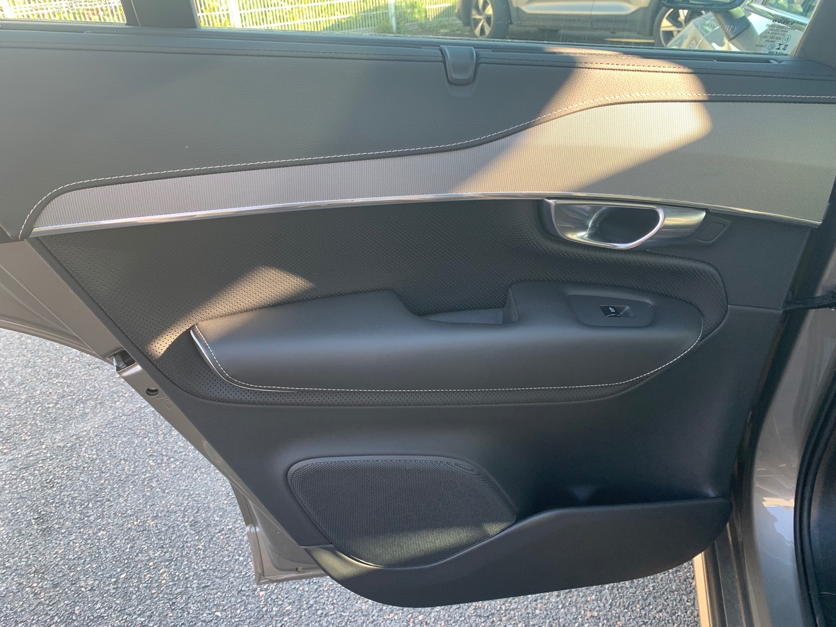 Volvo XC90 388 | R-DESIGN | Pack Prestige | Attelage | Toit ouvrant Panoramique | Caméra de recul