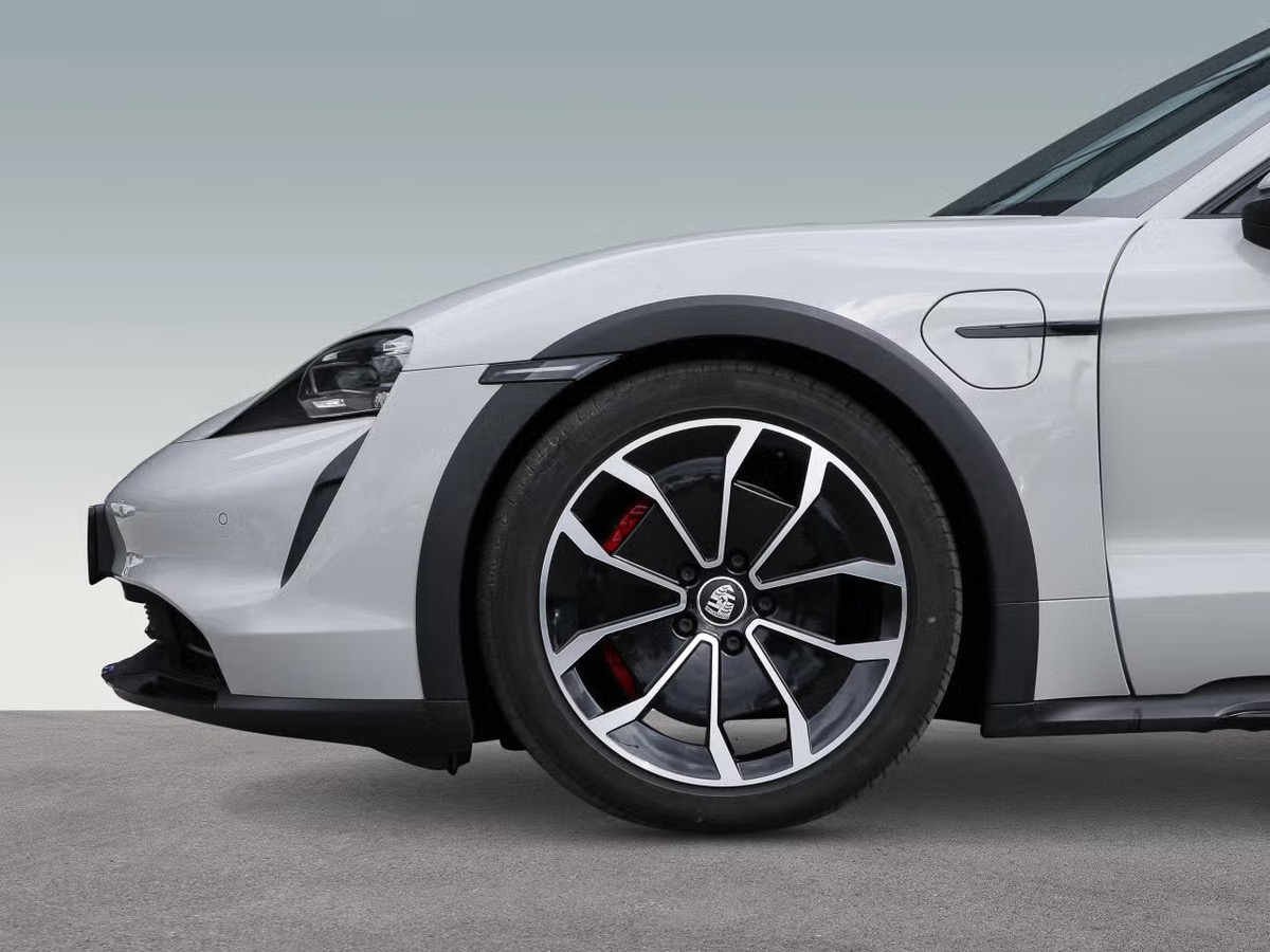 Porsche Taycan Cross Turismo 4S 571ch Craie Chrono/360/ToitPano/ACC/Siège chauffant AV/AR/Angle mort