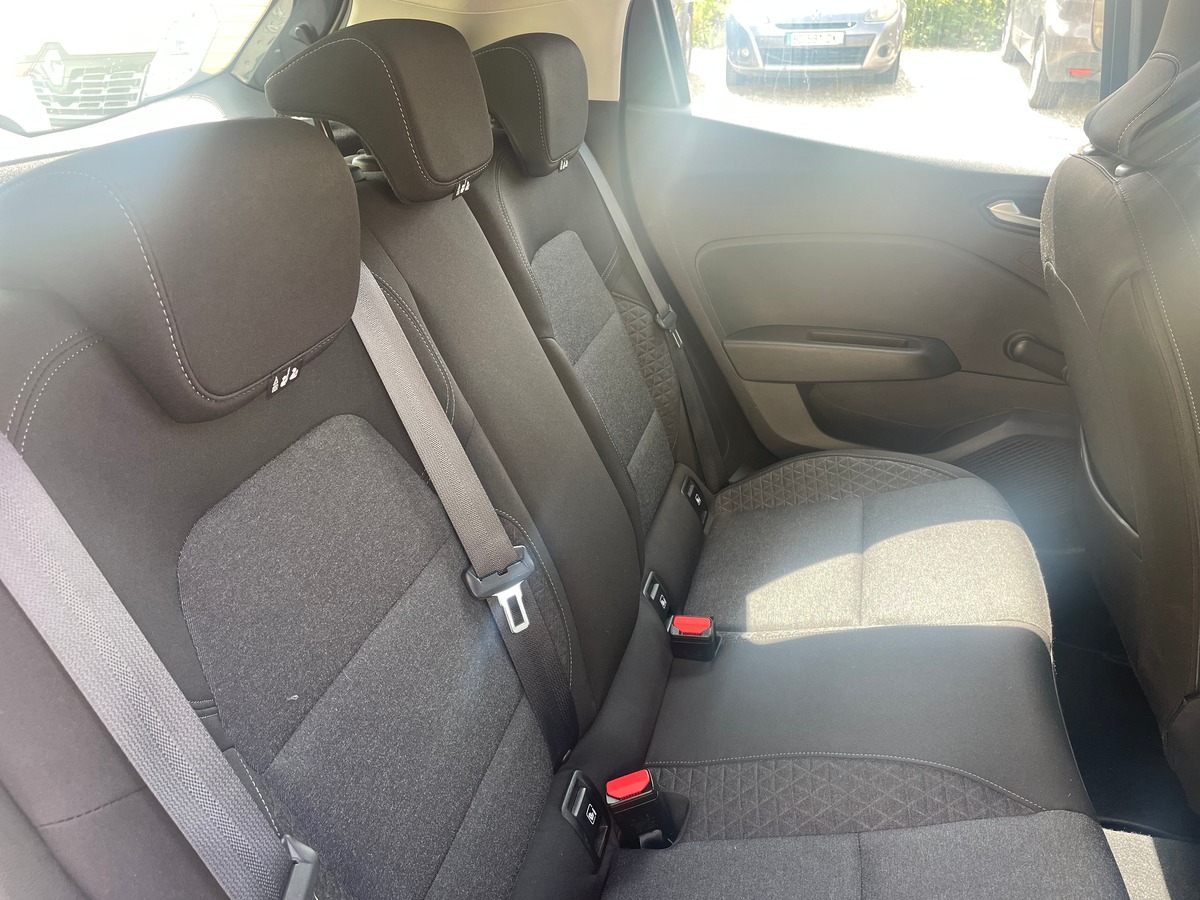 RENAULT Clio V 1.0 TCe 100 cv CARPLAY - CLIMATISATION - RADAR DE RECUL - REGULATEUR DE VITESSE