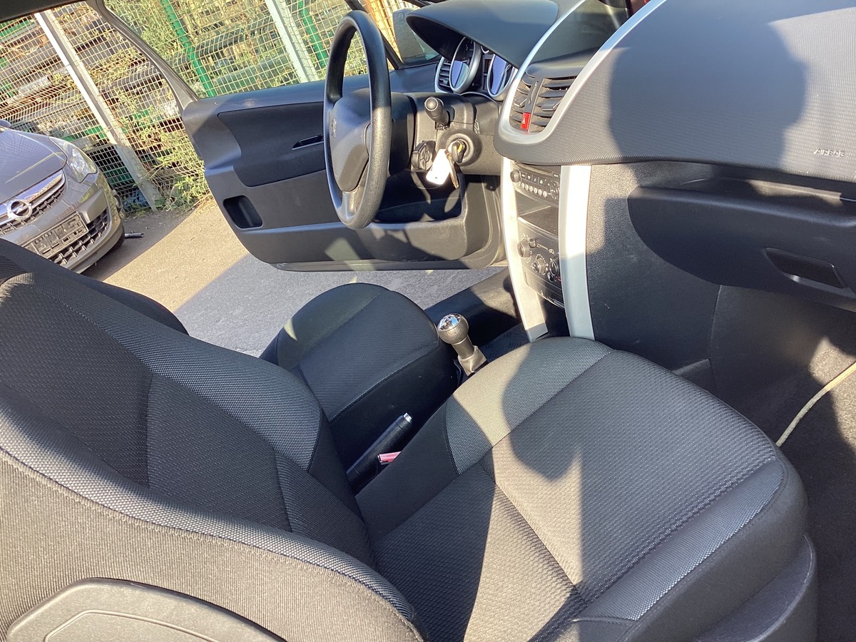Peugeot 207+ Plux