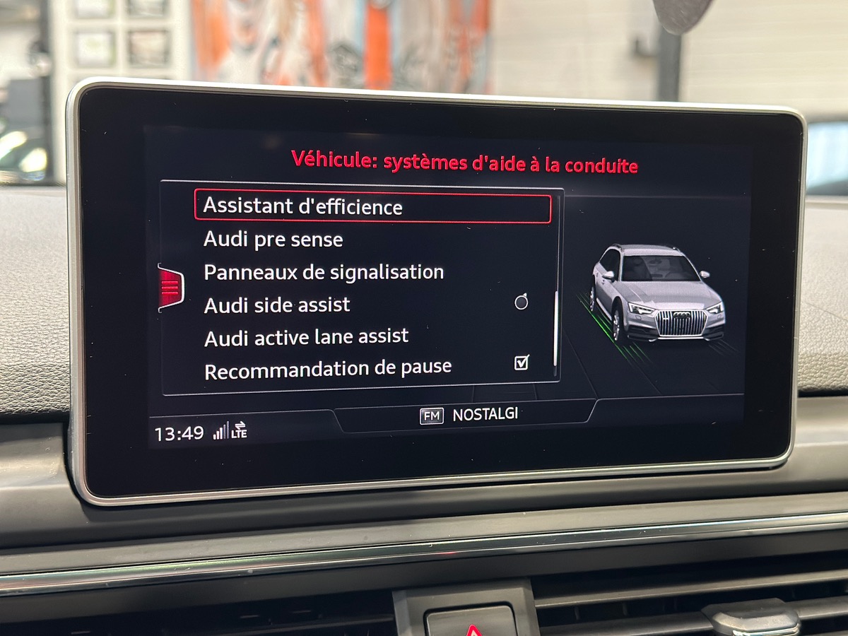 Audi A4 Allroad 2.0 TDI 190 cv Quattro S-Tronic / Attelage / Toit Pano / CarPlay