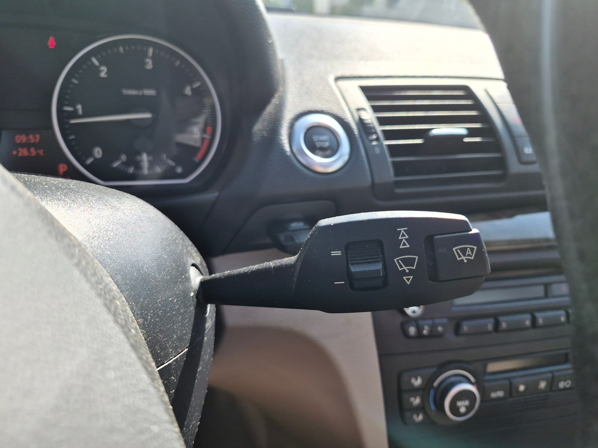 Bmw Série 1 120 D COUPE LUXE BVA