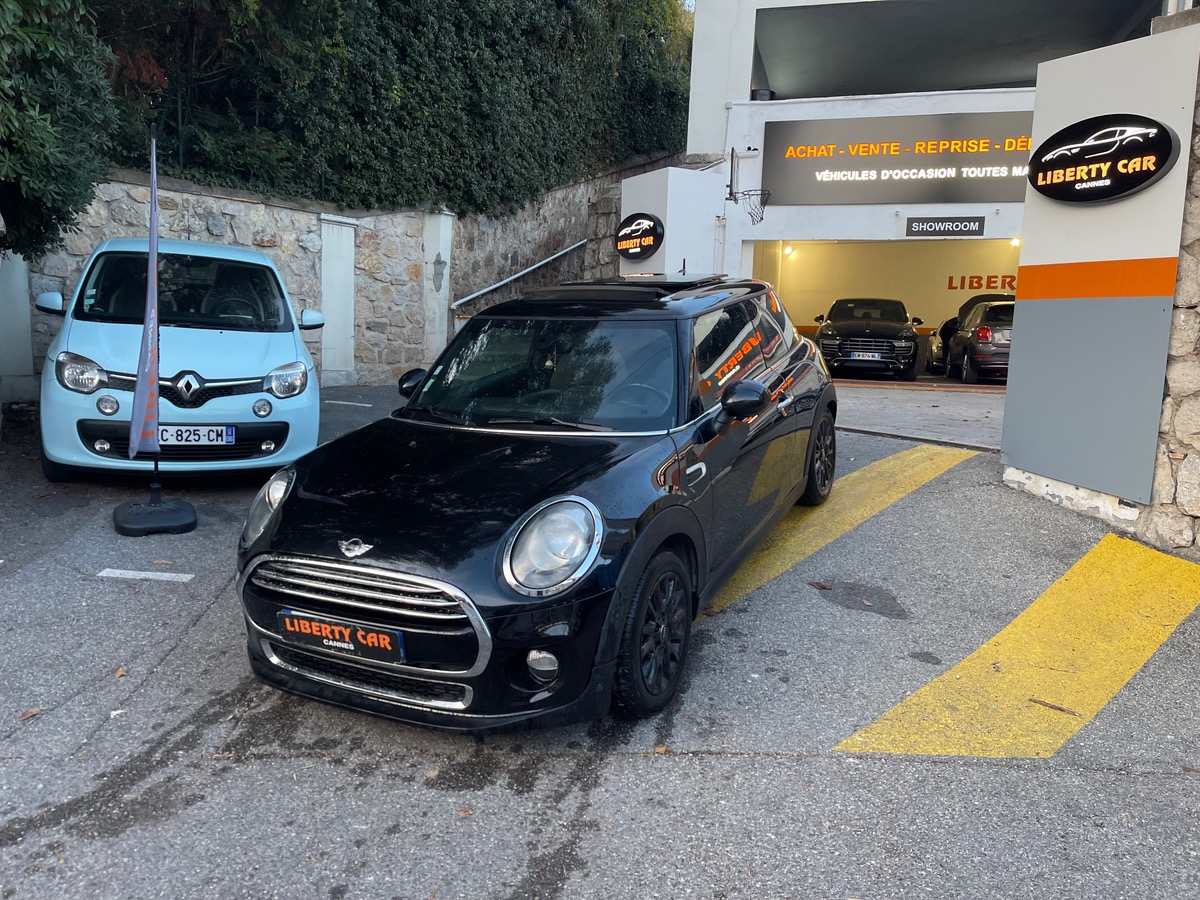 Mini Mini Cooper 1.5 i 136 CV / Embrayage Neuf/ Toit Ouvrant / GPS / Jantes Noires / Pack lumière