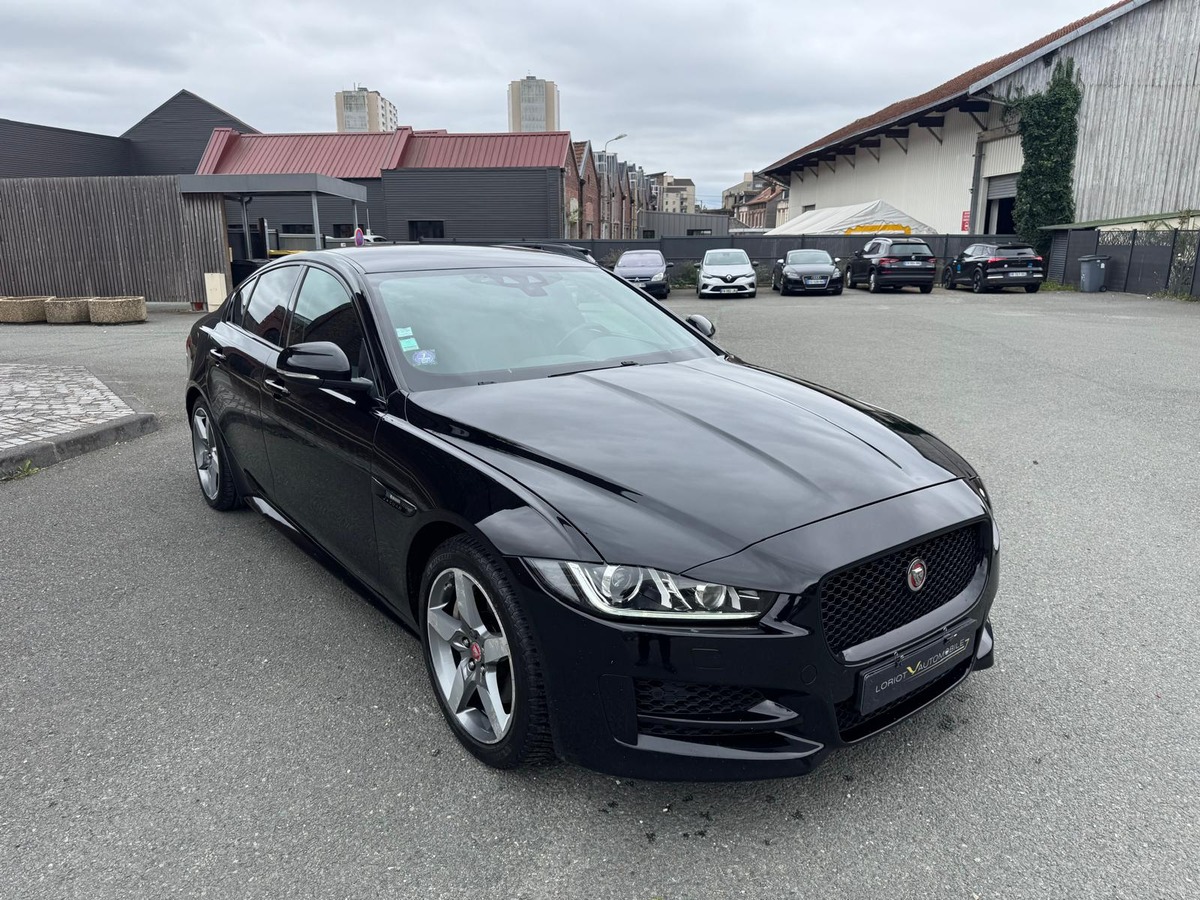 Jaguar XE 2.0 200CV R-Sport - Boite automatique