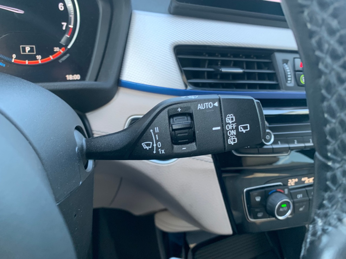 Bmw X1 192 chevaux | sDRIVE 20iA | M Sport | Caméra de recul | Harman Kardon | Attelage amovible