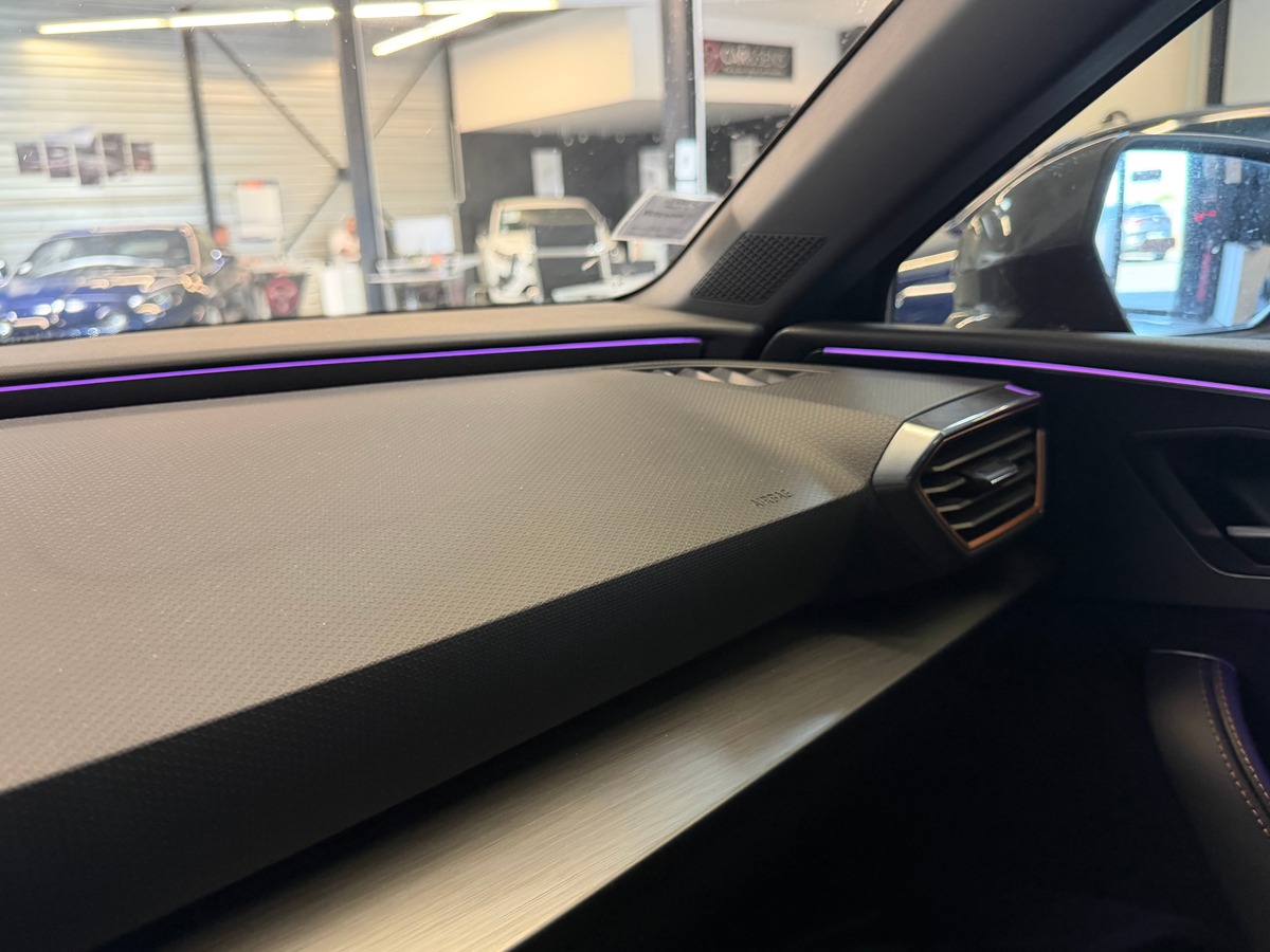 Cupra Leon 1.4 e-Hybrid 245ch VZ / Sièges chauffants / Mode de conduite / Apple CarPlay