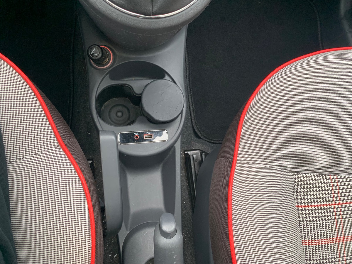 Fiat 500 85 ch | LOUNGE | Uconnect Radio 5" NAV LIVE | Radar de stationnement AR | Toit panoramique