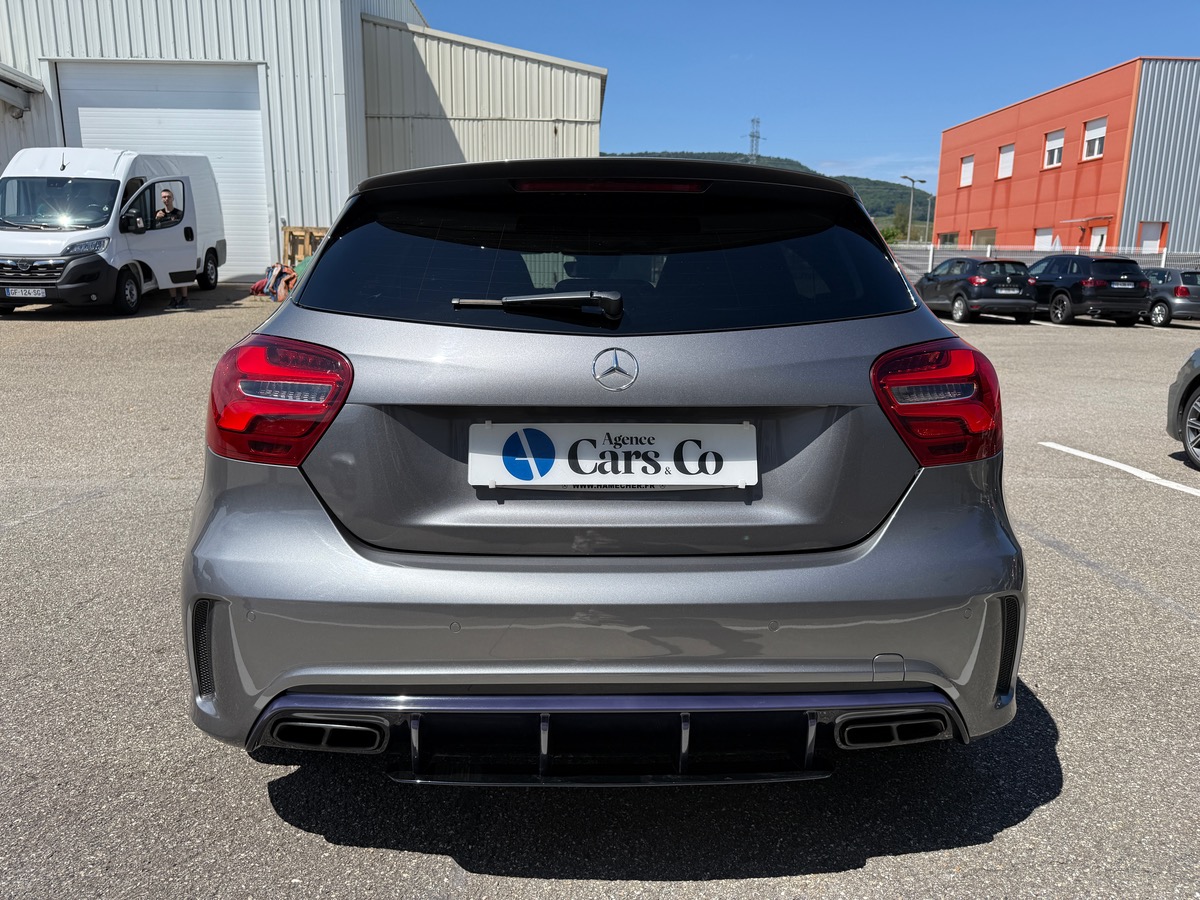 Mercedes-Benz A 45 AMG 4MATIC 2.0L 381cv 7G-DCT, Échappement performance, Suspension pilotée