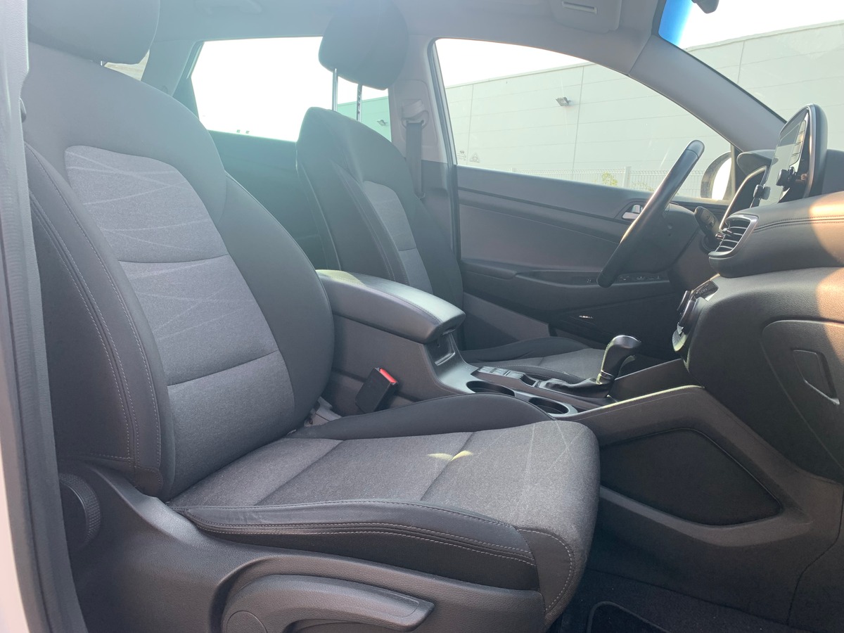 Hyundai Tucson 136 | Premium | Toit panoramique | Caméra recul | Siéges chauffants | Apple car Play
