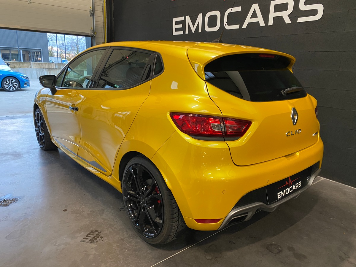 RENAULT Clio IV 1.6 TURBO 200 ENERGY RS EDC E6 JAUNE SIRIUS