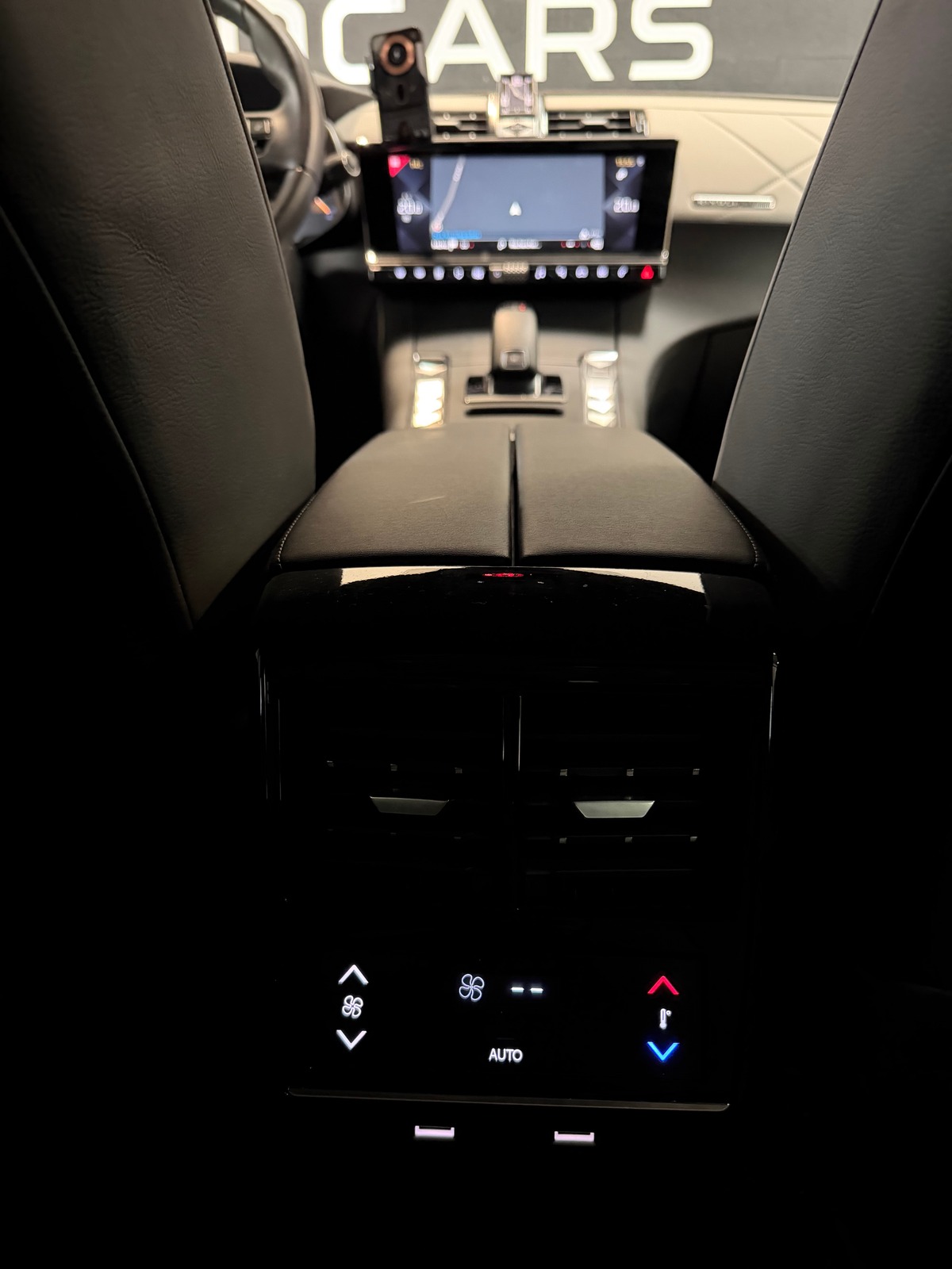 DS DS 7 1.6 180ch EAT8 FINITION RIVOLI