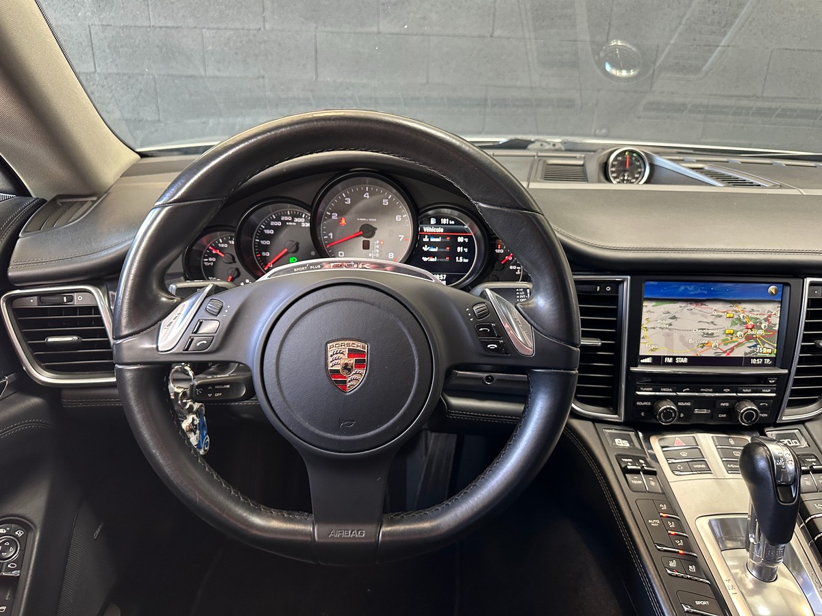 Porsche Panamera 4S 4.8 V8 400 CV