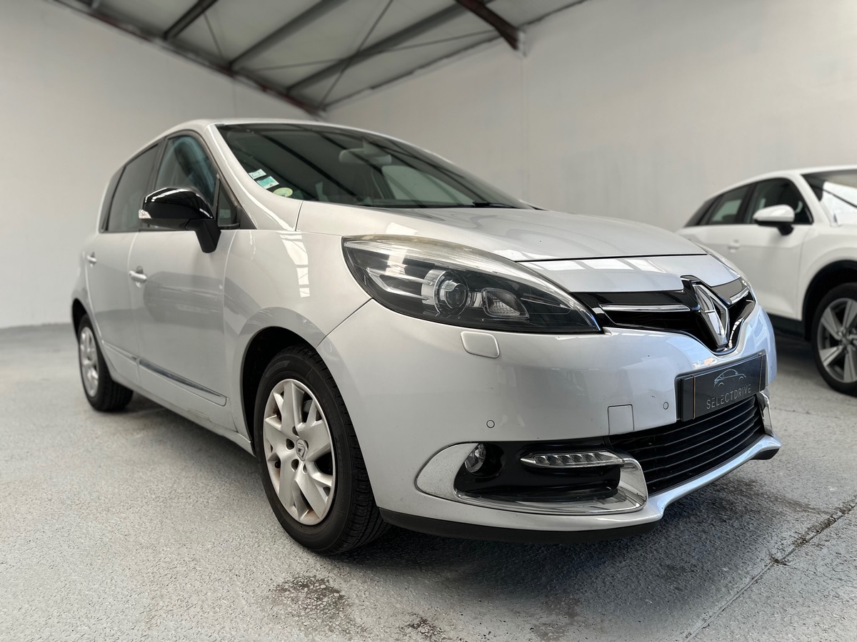 RENAULT Scenic III (3) 1.5 DCI 110 BOSE EDC