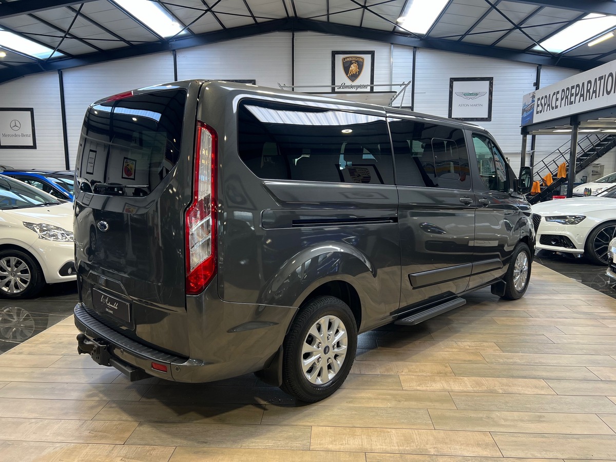 Ford Tourneo Custom L2H1 2.0 TDCI ECOBLUE 170 TITANIUM 9 PLACES MINIBUS