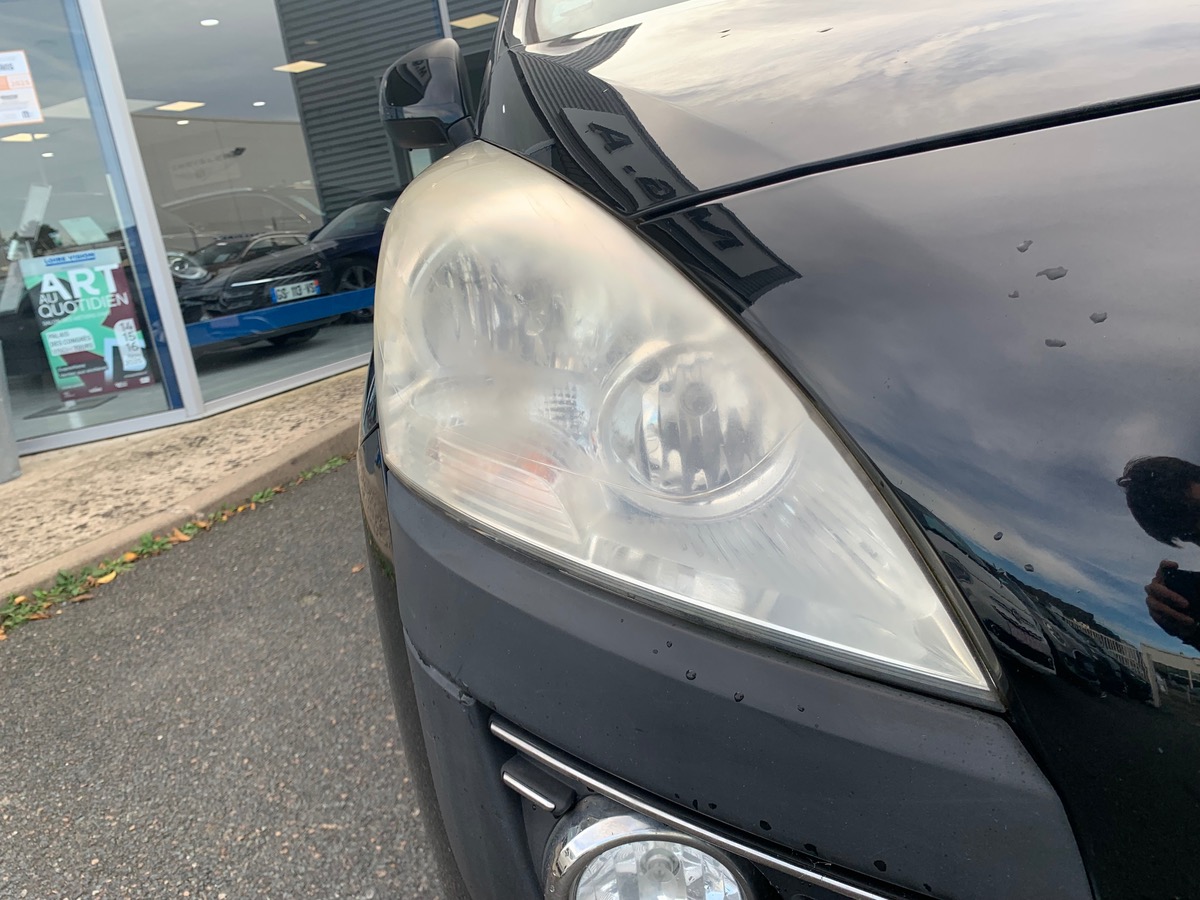 Peugeot 3008 115 ch | GPS | Bluetooth | Régulateur de vitesse | Sièges rang 2 rabattables à plat