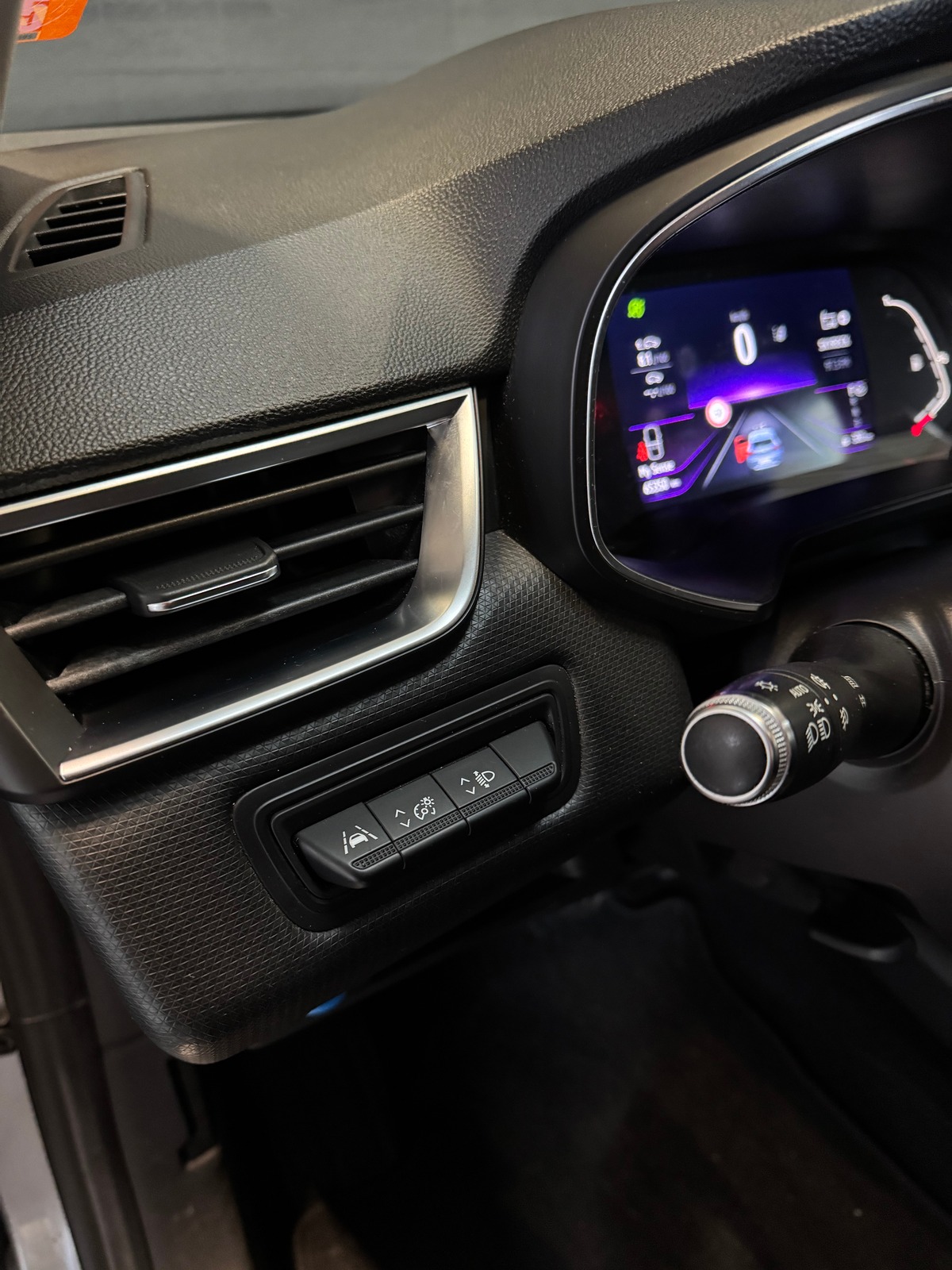 RENAULT Clio V 1.3 TCe 130ch FAP Intens EDC