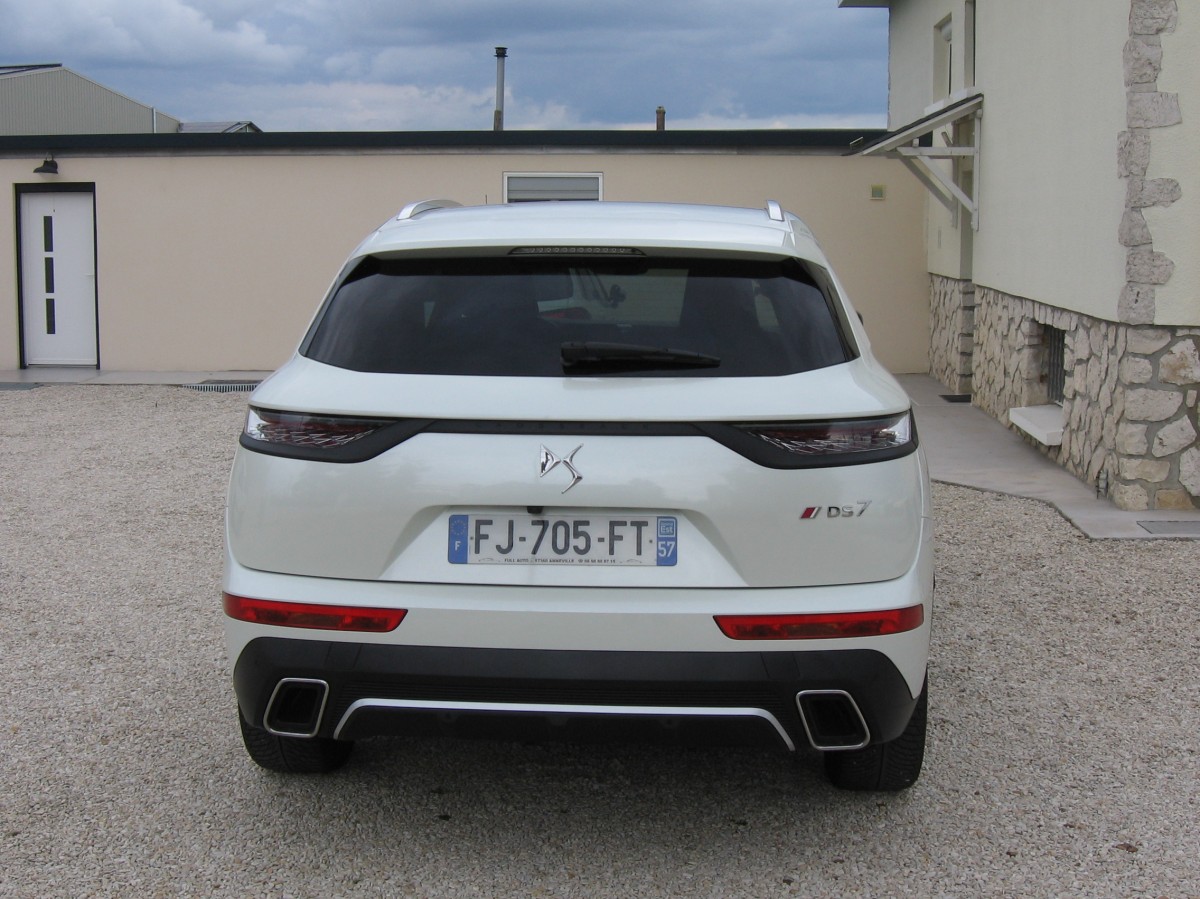 DS 7 CROSSBACK 2.0 HDI 180 CV | PACK NIGHT VISION | ROUE DE SECOURS | FAP NEUF ET DISTRIBUTION NEUVE