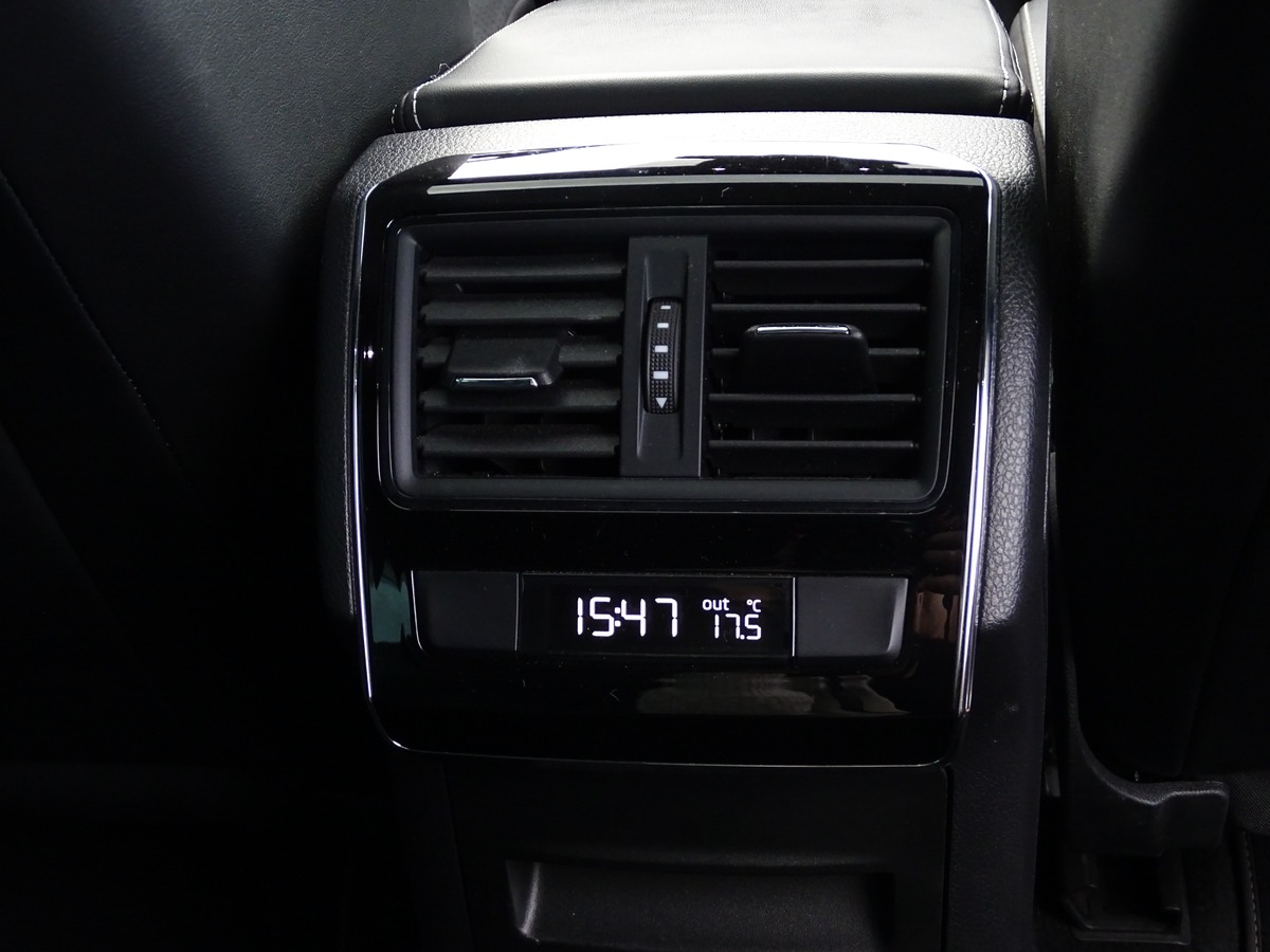 Skoda Superb III (2) COMBI 2.0 TDI 190 SCR SPORTLINE DSG7