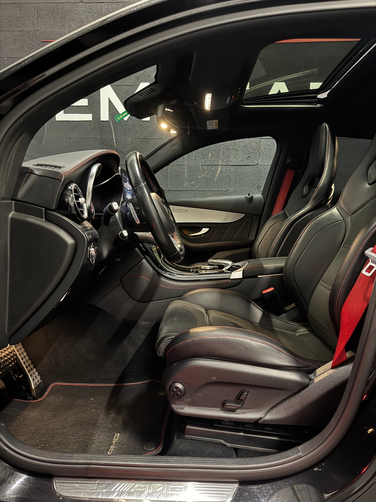 Mercedes Benz GLC COUPE 43 AMG V6 3.0 367 BI-TURBO