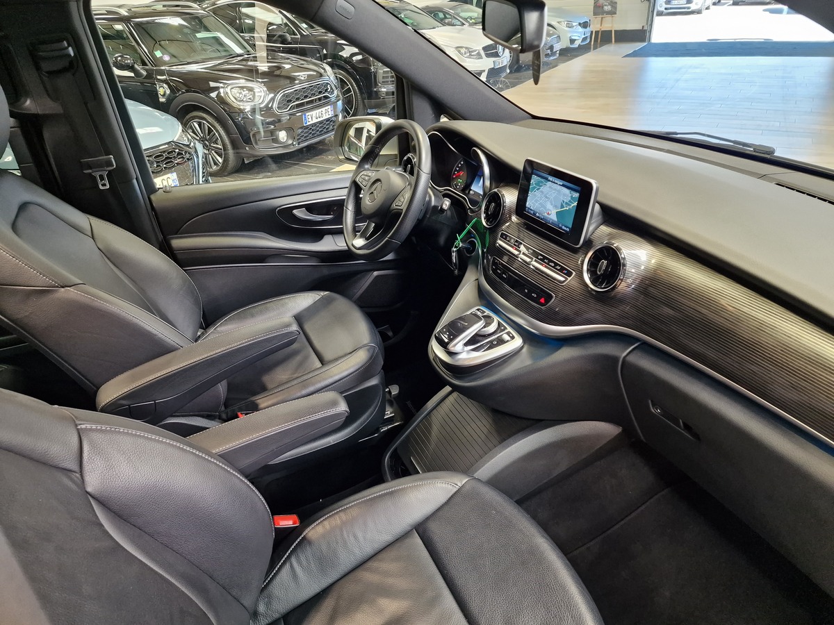 Mercedes-Benz Classe V 300D AVANTGARDE 240 TOIT PANO D