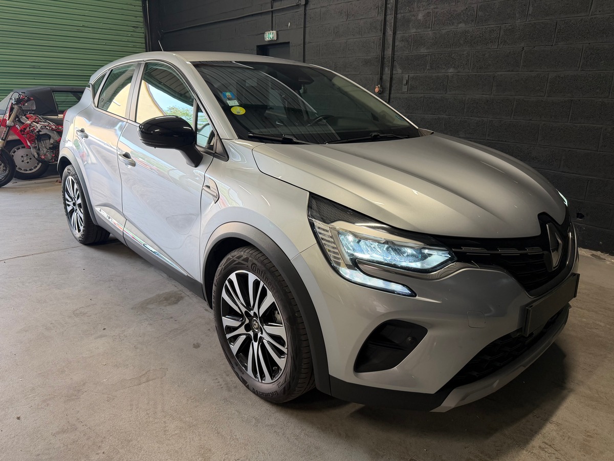 RENAULT Captur dci 115CH EDC Carplay / Camera de Recul