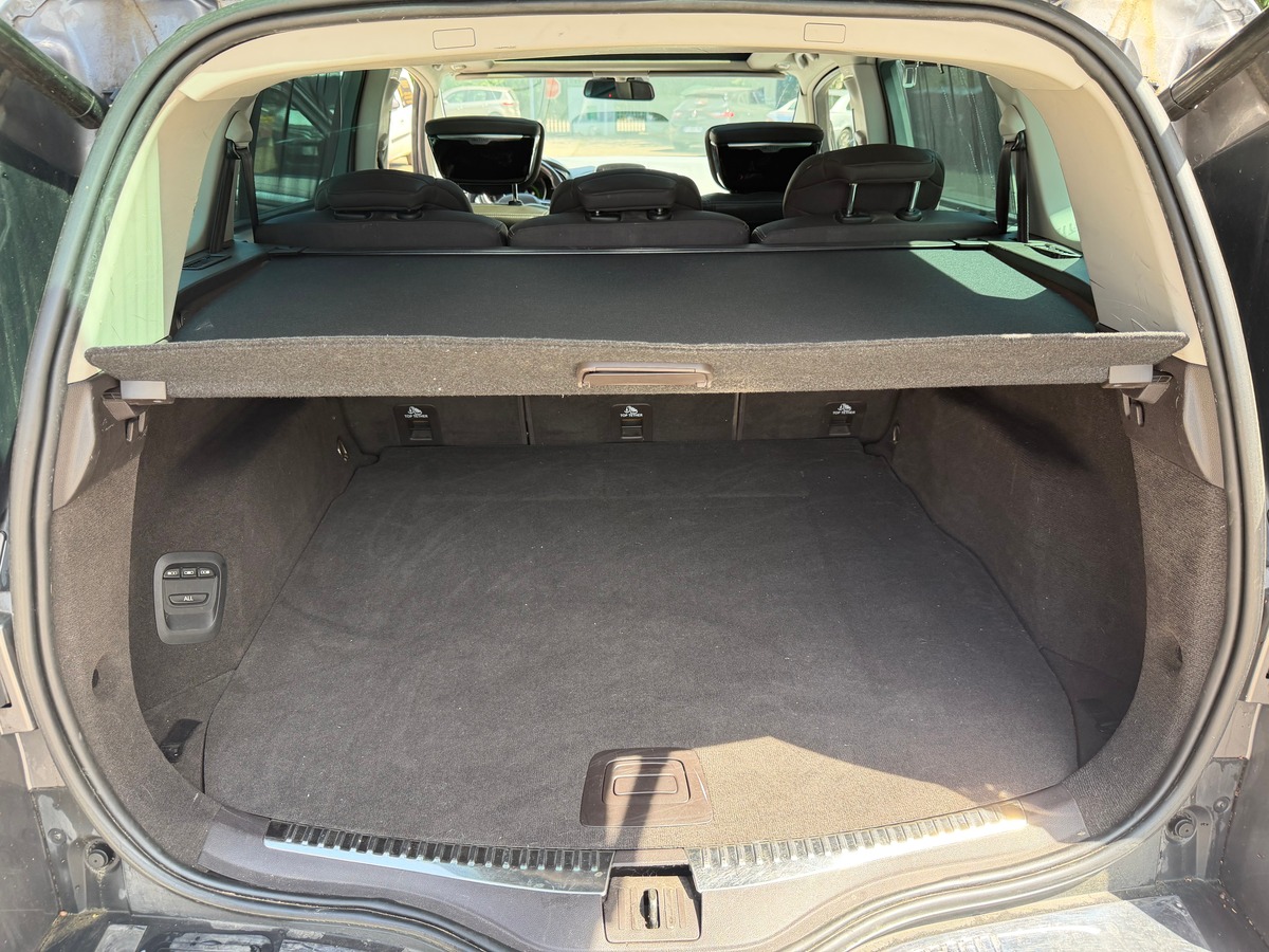 RENAULT Espace V 5 Initiale Paris dci 160ch Toit Panoramique Ouvrant / Caméra de recul