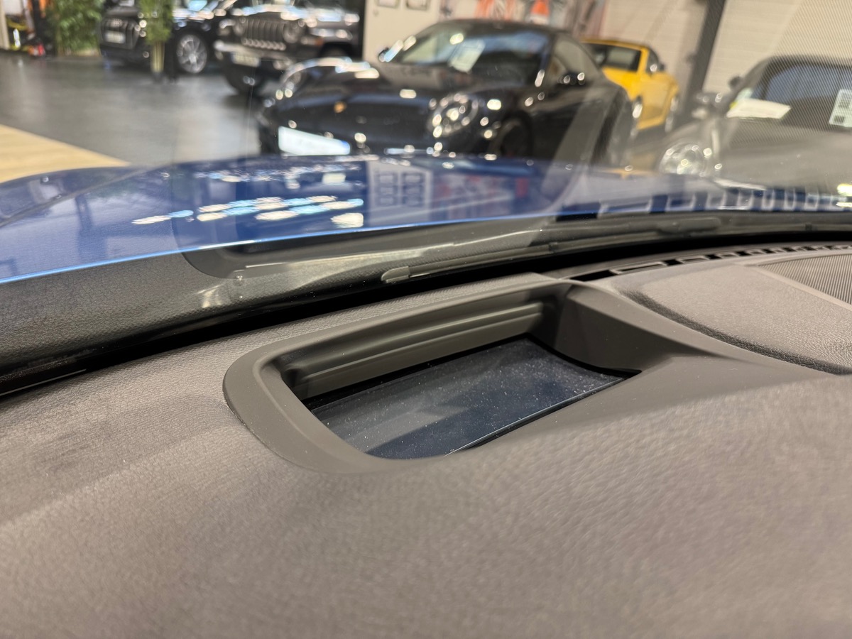 Bmw Série 3 330E IPERFORMANCE 252CV PACK M DKG8 1ER MAIN/UHD/CARPLAY/ALCANTARA ÉTRIER MPERFORMANCE M