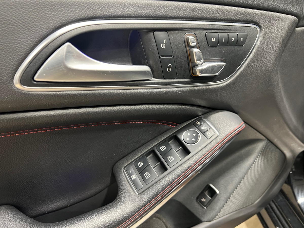 Mercedes-Benz CLA SHOOTING BRAKE (2) 250 4MATIC 218 CH 7G-DCT FASCINATION AMG /TOIT PANO/