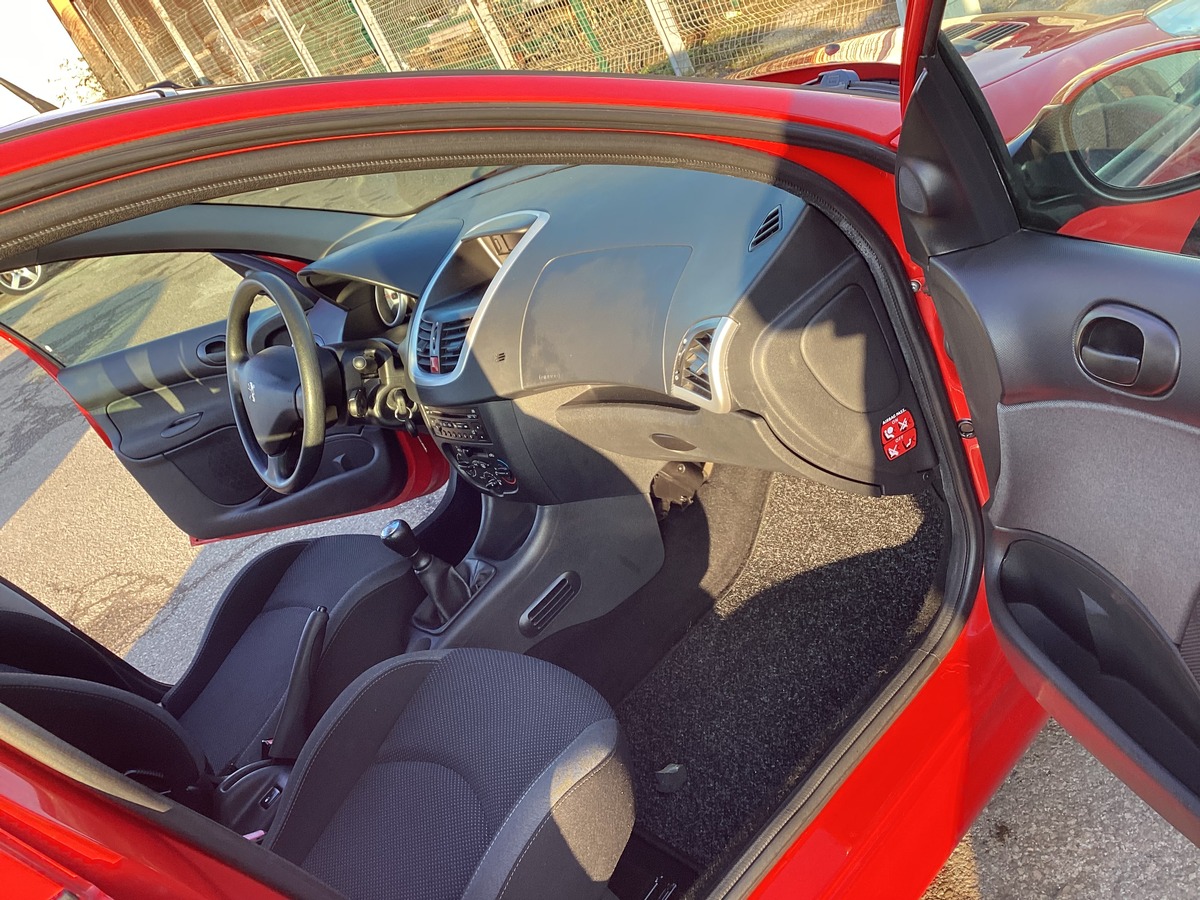 Peugeot 206 + 1.4 Urban
