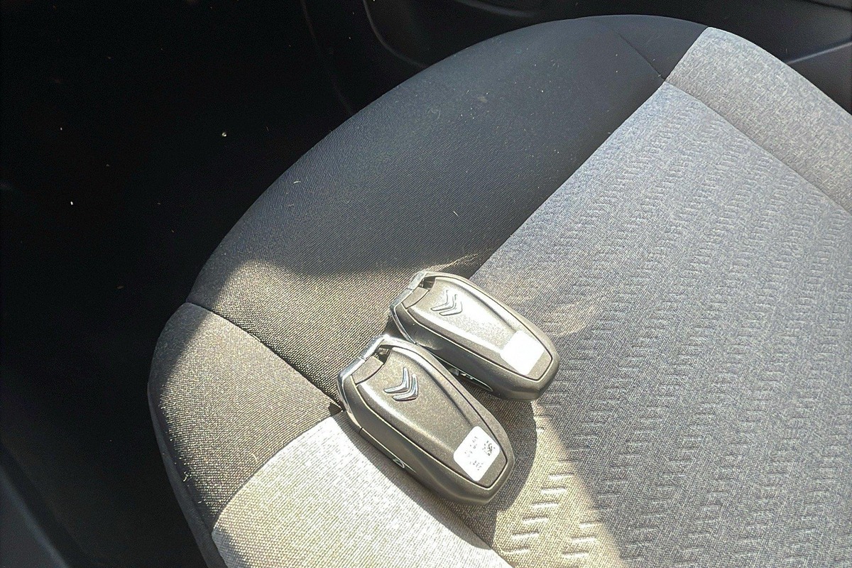 Citroën Berlingo Berlingo Taille XL 7pl BlueHDi 130 S S BVM6 Shine ( CLEES EN MAINS )