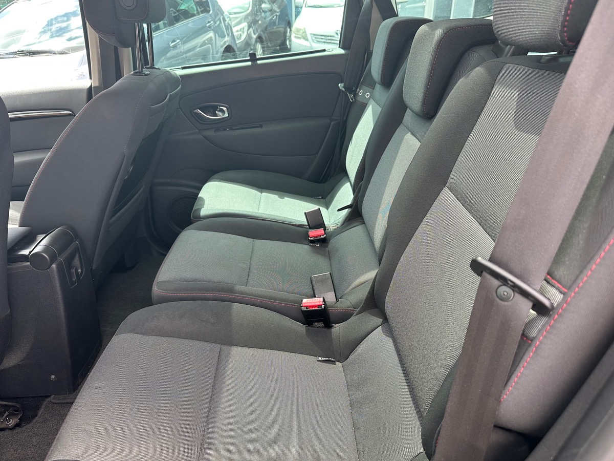RENAULT Grand Scenic 1.6 DCI 130 CV 1r mains 7pls 4X san frai CBL